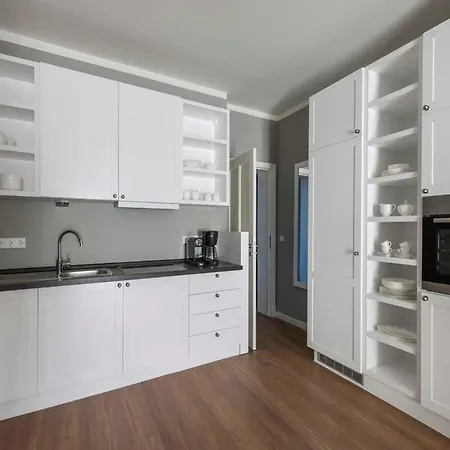 Minerva 02 Apartment